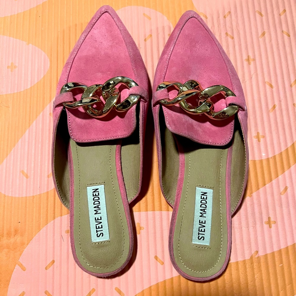 Pink mules